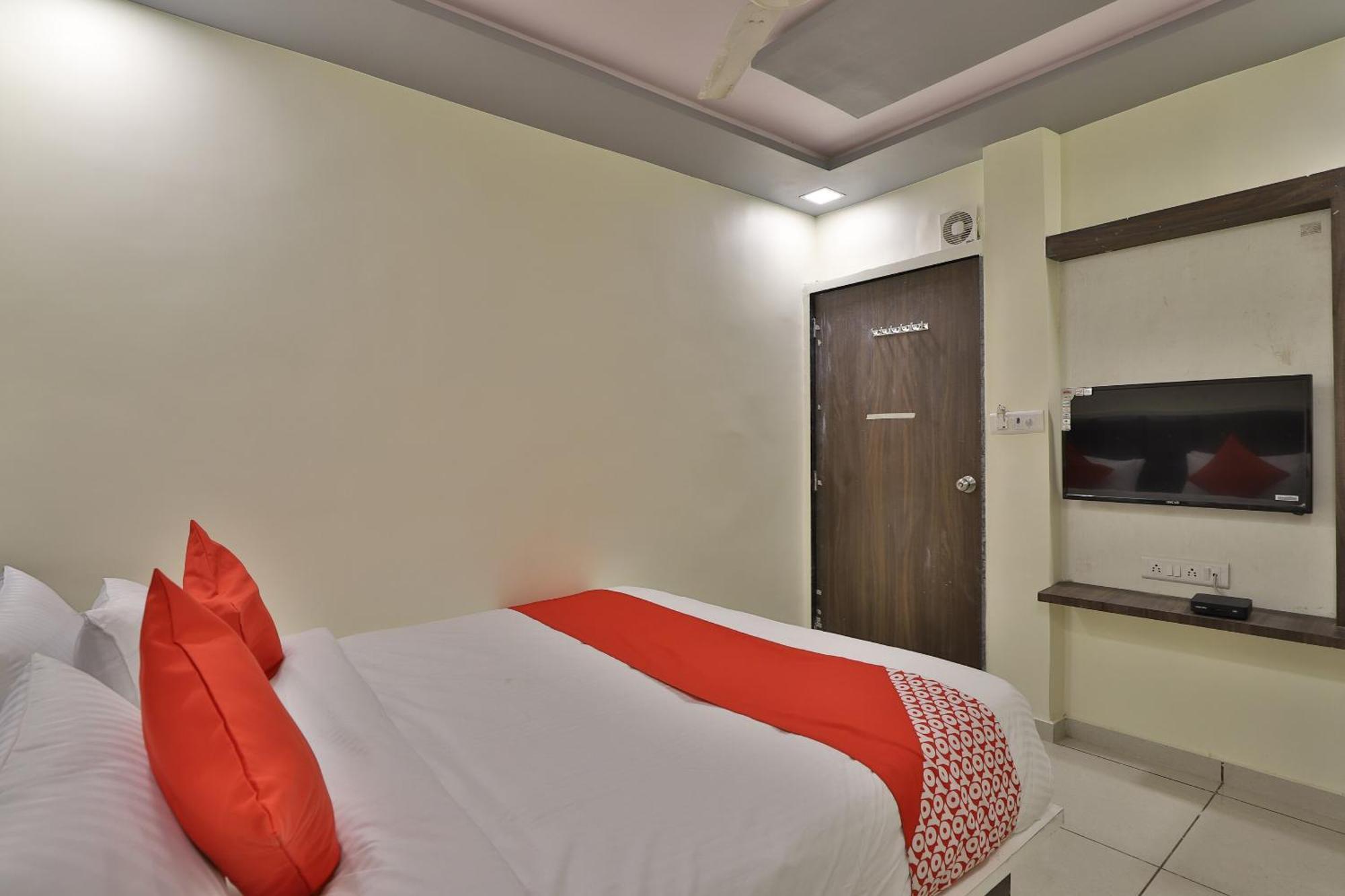 Hotel O Sunway Ahmedabad Exterior photo