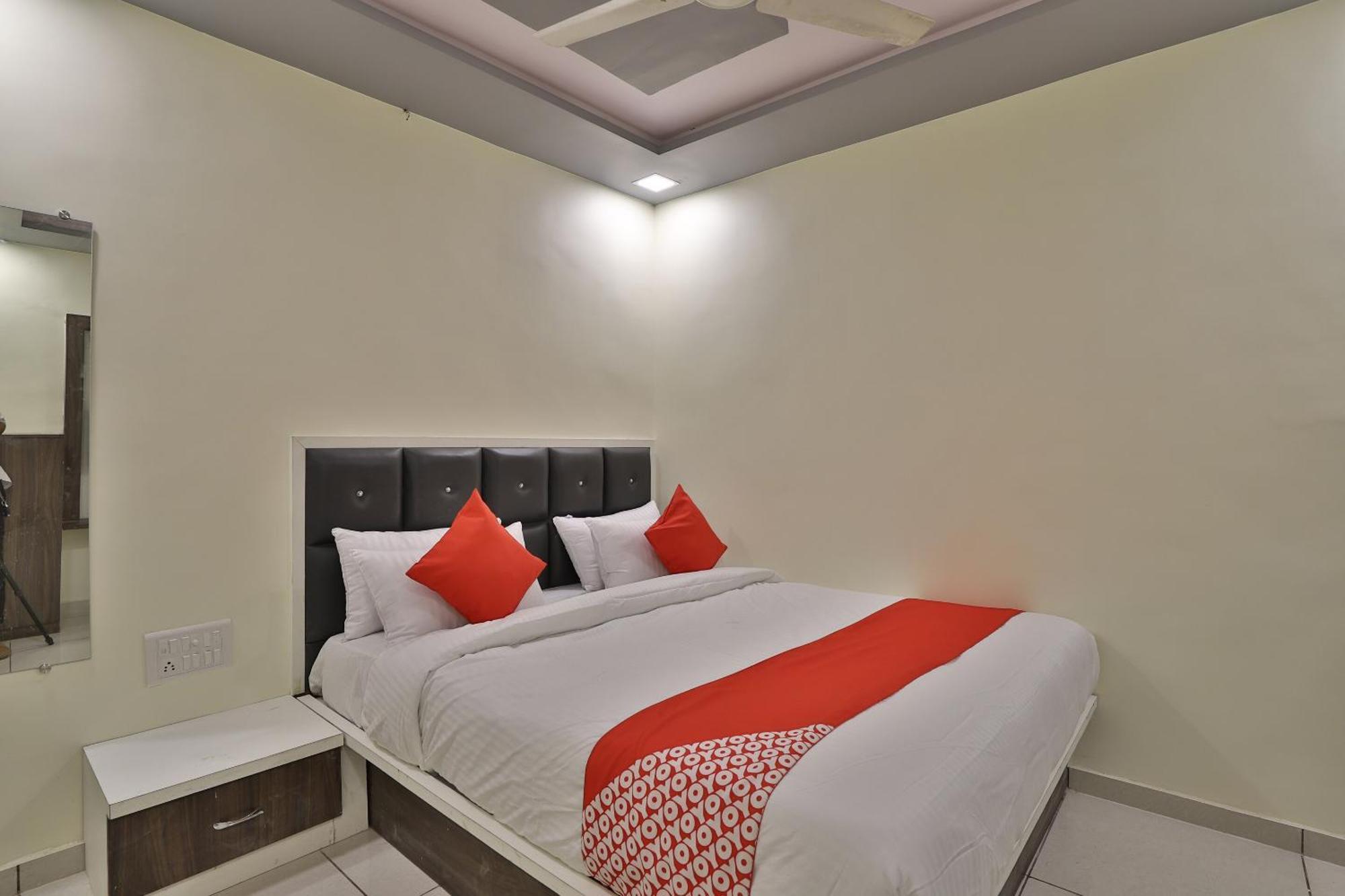 Hotel O Sunway Ahmedabad Exterior photo